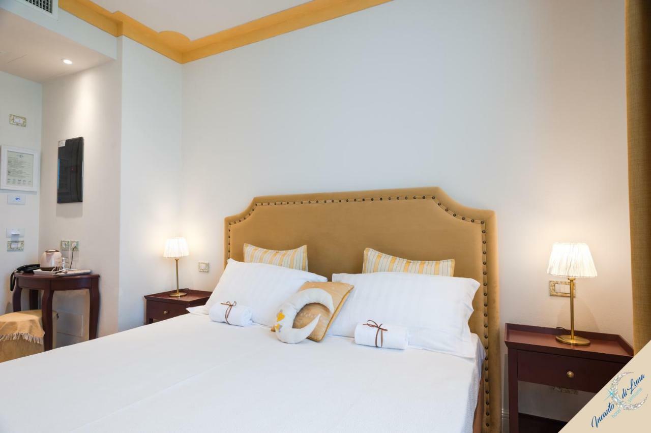 Incanto Di Luna Hotel ซีร์มิโอเน ภายนอก รูปภาพ